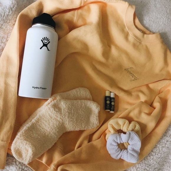 YOUR MYSTERY BOX - Picture 2 of 12